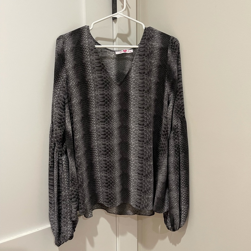 Buddy love snake print top